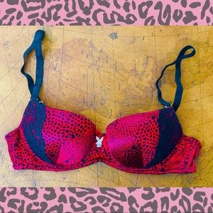 (NWOT) PLAYBOY Padded Bra